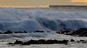 Preview wallpaper sea, water, waves, spray, nature