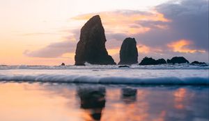 Preview wallpaper sea, wave, rocks, sunset, water