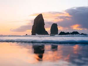 Preview wallpaper sea, wave, rocks, sunset, water