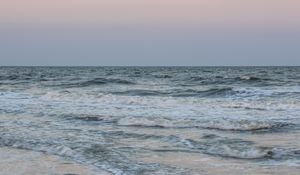 Preview wallpaper sea, waves, beach, moon, reflection