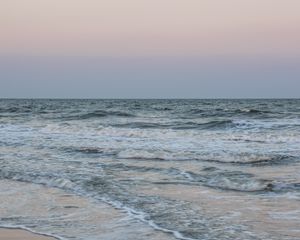Preview wallpaper sea, waves, beach, moon, reflection