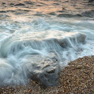 Preview wallpaper sea, waves, beach, stones, nature