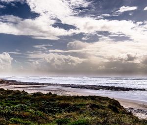 Preview wallpaper sea, waves, beach, clouds