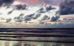 Preview wallpaper sea, waves, coast, clouds