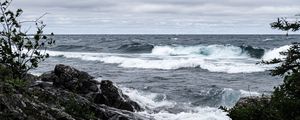 Preview wallpaper sea, waves, foam, stones, shore, landscape