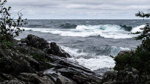 Preview wallpaper sea, waves, foam, stones, shore, landscape
