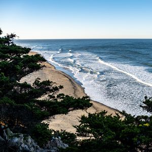 Preview wallpaper sea, waves, foam, landscape, shore, beach