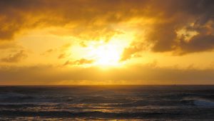 Preview wallpaper sea, waves, foam, horizon, sunset