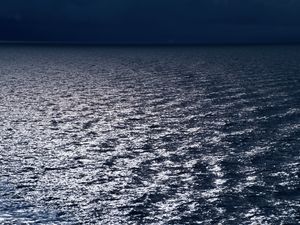 Preview wallpaper sea, waves, glare, ripples, night