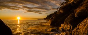 Preview wallpaper sea, waves, horizon, sunset, stones