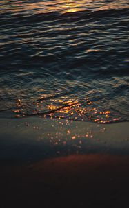 Preview wallpaper sea, waves, reflections, beach