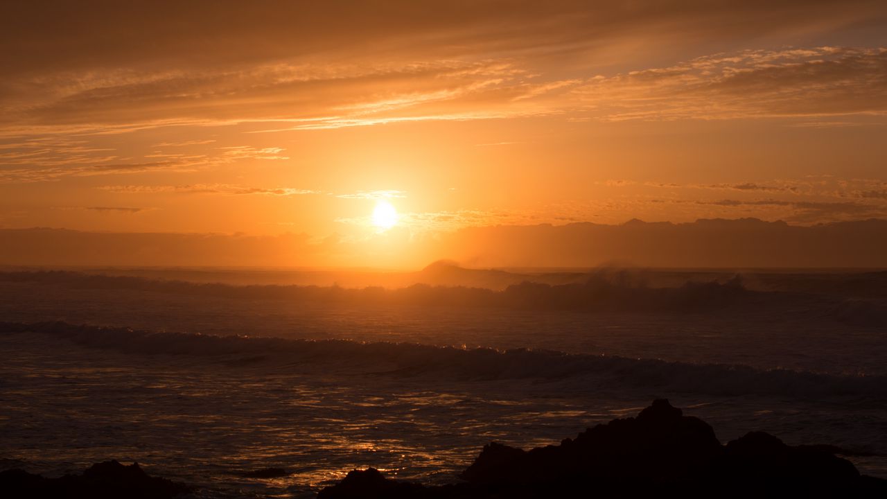 Wallpaper sea, waves, rock, sunset