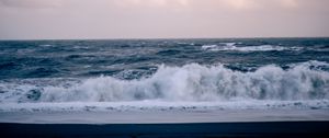Preview wallpaper sea, waves, shore, splashes, nature, clouds