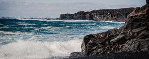 Preview wallpaper sea, waves, splashes, rocks, landscape