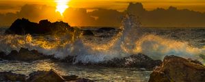 Preview wallpaper sea, waves, splashes, stones, sunset