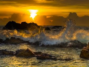 Preview wallpaper sea, waves, splashes, stones, sunset