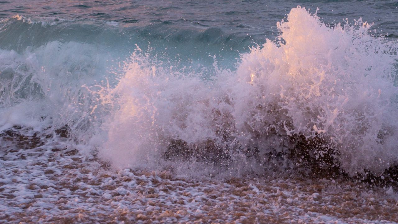 Wallpaper sea, waves, spray, water, splash, shore