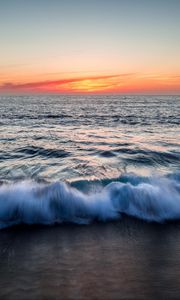 Preview wallpaper sea, waves, spray, sunset