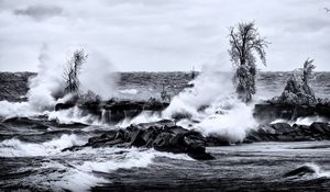 Preview wallpaper sea, waves, stones, landscape, black and white