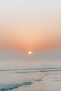 Preview wallpaper sea, waves, sunset, sun