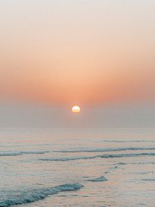 Preview wallpaper sea, waves, sunset, sun