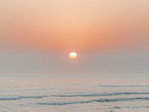 Preview wallpaper sea, waves, sunset, sun