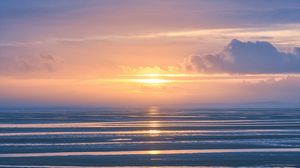 Preview wallpaper sea, waves, sunset, horizon, clouds