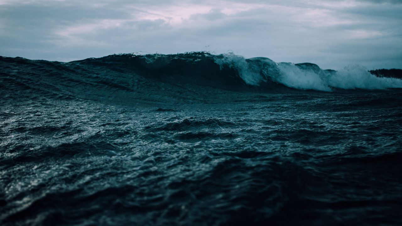Wallpaper sea, waves, surf, cloudy