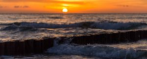 Preview wallpaper sea, waves, surf, sunset