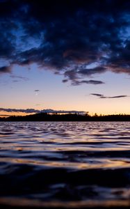 Preview wallpaper sea, waves, trees, silhouettes, evening