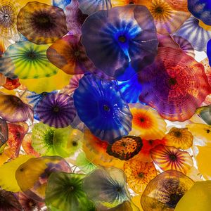Preview wallpaper shapes, glass, colorful