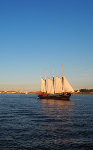 Preview wallpaper ship, boat, sea, city