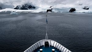 Preview wallpaper ship, glacier, mountain, snow, fog