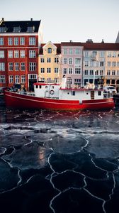 Preview wallpaper ship, ice, cranny, water, buildings