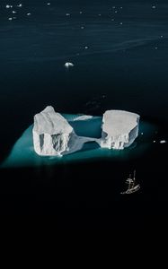 Preview wallpaper ship, iceberg, aerial view, ocean, snow