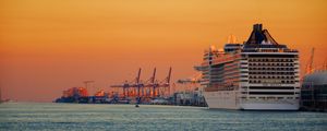 Preview wallpaper ship, liner, sea, port, sunset