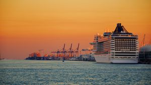 Preview wallpaper ship, liner, sea, port, sunset