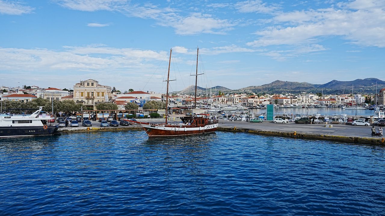 Wallpaper ship, masts, sea, houses, embankment