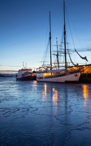 Preview wallpaper ship, masts, sea, pier