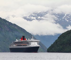 Preview wallpaper ship, mountain, sea