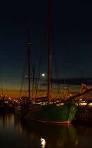 Preview wallpaper ship, pier, night, dark