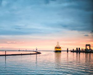 Preview wallpaper ship, port, sea, sunset