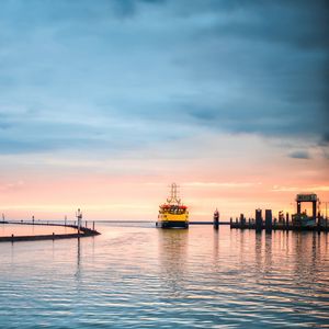 Preview wallpaper ship, port, sea, sunset