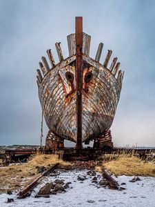 Preview wallpaper ship, rust, old, grass, stones