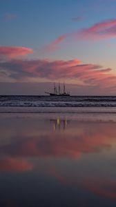 Preview wallpaper ship, sail, horizon, sunset