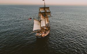 Preview wallpaper ship, sail, ocean