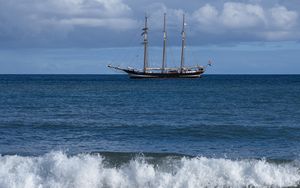 Preview wallpaper ship, sailboat, sea, waves, ocean