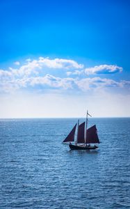 Preview wallpaper ship, sails, sea, waves, sky