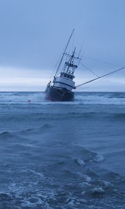 Preview wallpaper ship, sea, child, loneliness