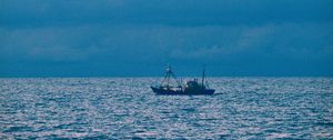 Preview wallpaper ship, sea, horizon, clouds